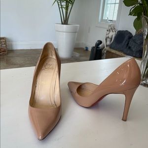 Christian louboutin 37.5 pegalle  heel , nude